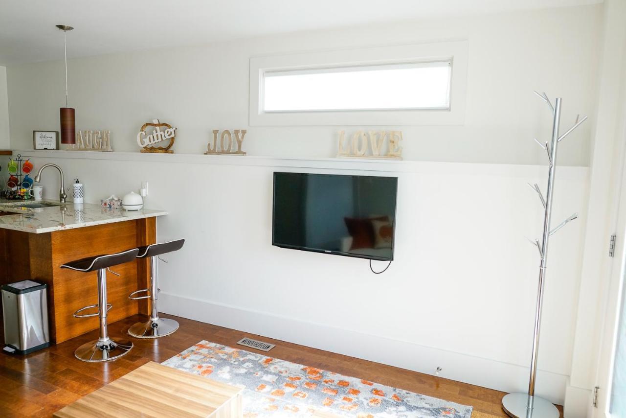 Studio On Capri YYC Exteriör bild